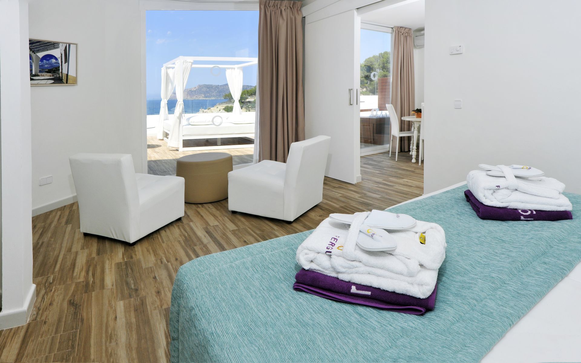 Fergus Style Cala Blanca Suites 산타 폰사 외부 사진